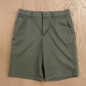 Banana Republic Shorts Emerson Short Olive Green, 32 Waist, 11" Inseam